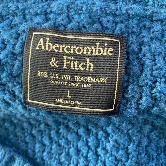 Abercrombie & Fitch Bright Blue V-Neck soft Cable Knit Sweater sz L Y2K EUC - Picture 10 of 16
